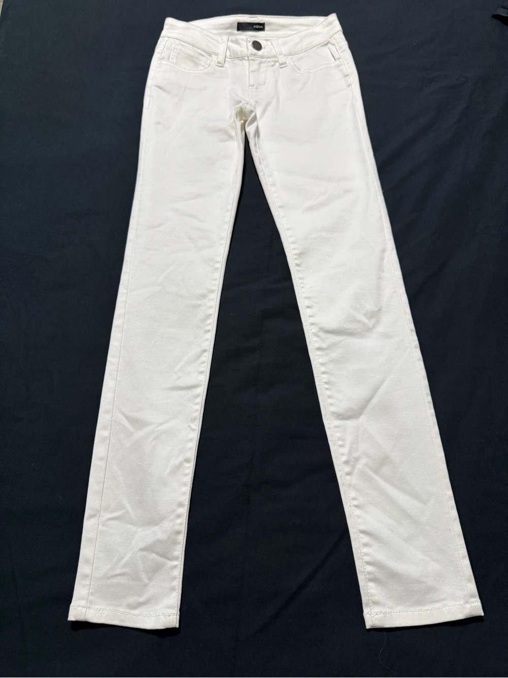 Aqua White Skinny Jeans — Sleek Slim Fit